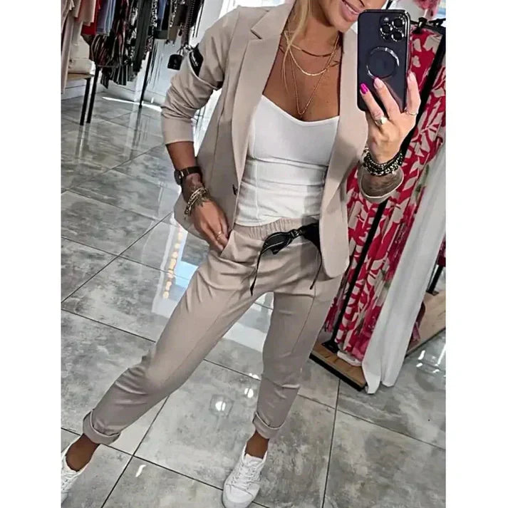 Oriane - Chic Comfort Blazer Set