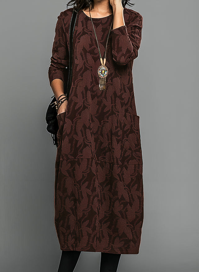 Lizzy | Warm winter dress with an elegant cut