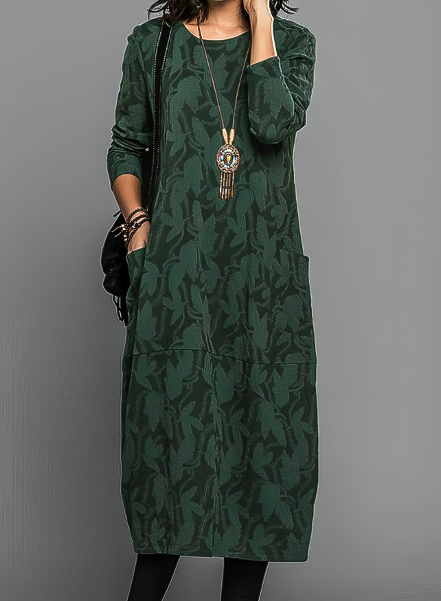Lizzy | Warm winter dress with an elegant cut