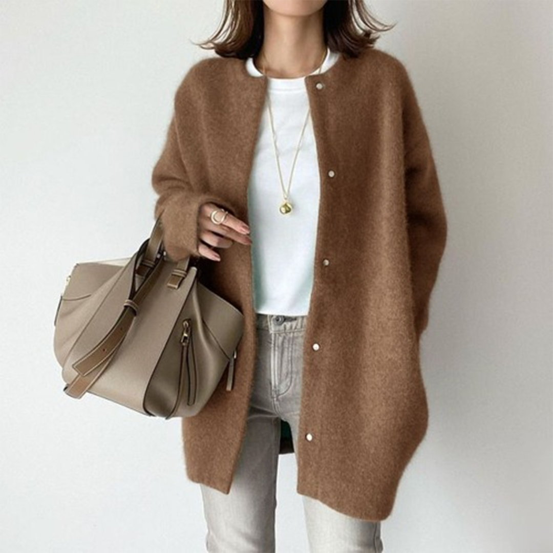 Avena | Soft Cardigan with Oversized Fit