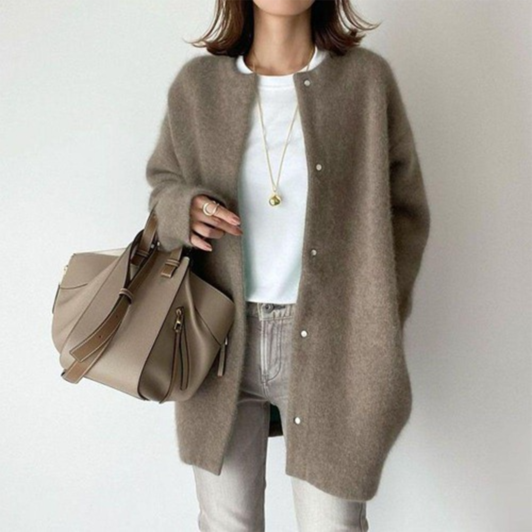 Avena | Soft Cardigan with Oversized Fit