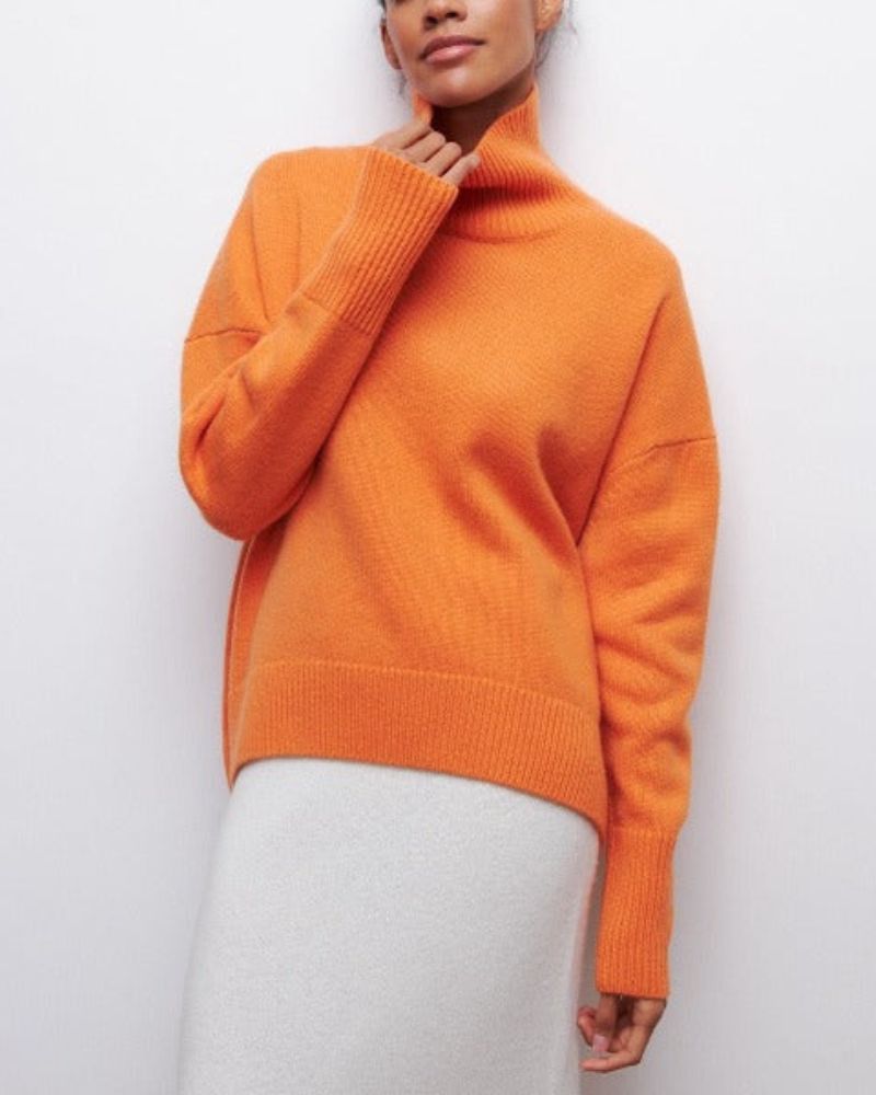 Evy - Warm Relaxed Turtleneck