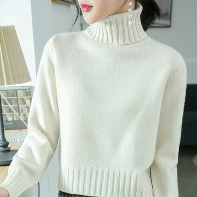 Renée | Timeless Cashmere Blend Turtleneck Sweater