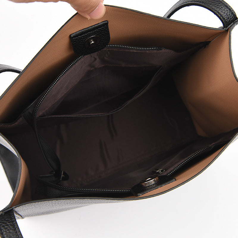 Fera - Timeless Elegant Shoulder Bag