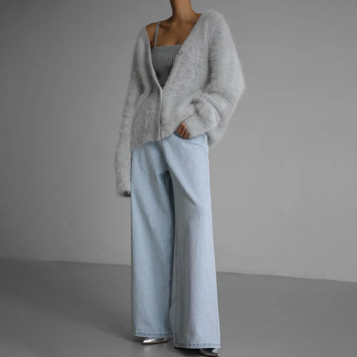 Luna - Elegant Cashmere Cardigan