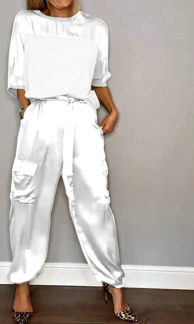 Evelina - Relaxed Satin Elegance