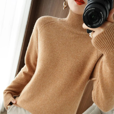 Clara | Luxurious Fine Knit Soft Turtleneck Sweater