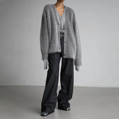 Dahlia - Chic Oversized Cardigan
