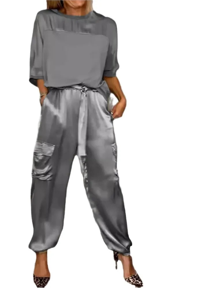 Evelina - Relaxed Satin Elegance