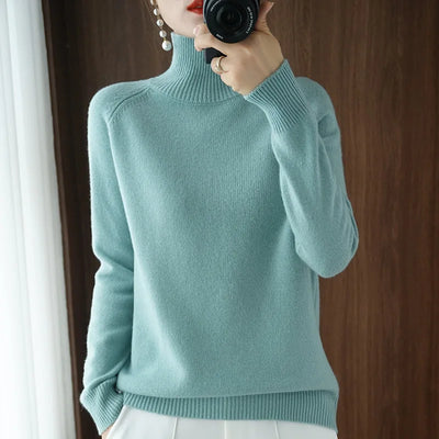 Clara | Luxurious Fine Knit Soft Turtleneck Sweater