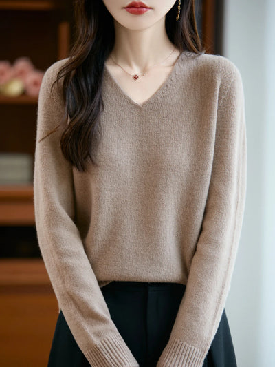 Lucie | Luxurious Cashmere Blend V-Neck Sweater