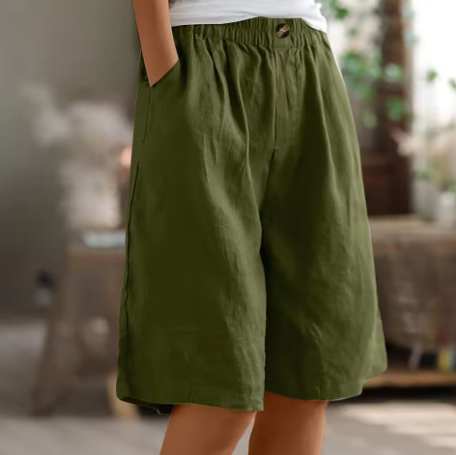 Stephanie | Spacious Casual Shorts