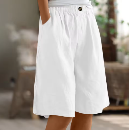 Stephanie | Spacious Casual Shorts