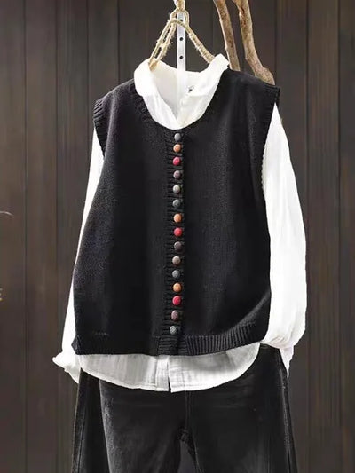 Marielle | Stylish Knitted Vest with Decorative Button Accents