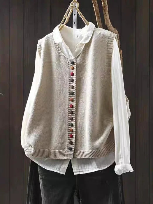 Marielle | Stylish Knitted Vest with Decorative Button Accents