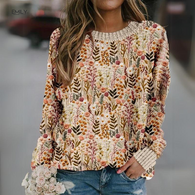Floréane - Floral Elegance Sweater