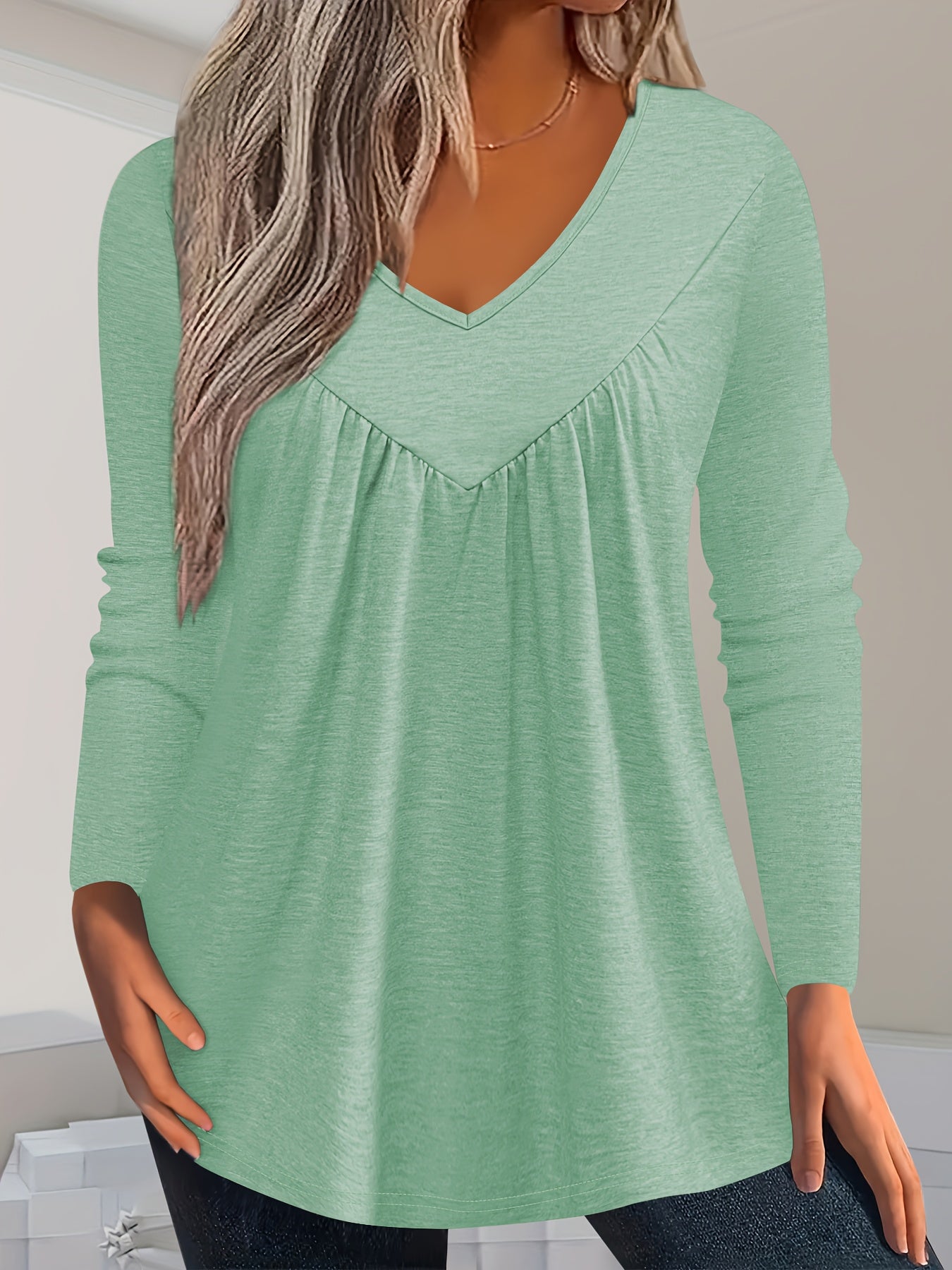 Zoey&Rose | V-neck Blouse with Bust Darts Plus Size