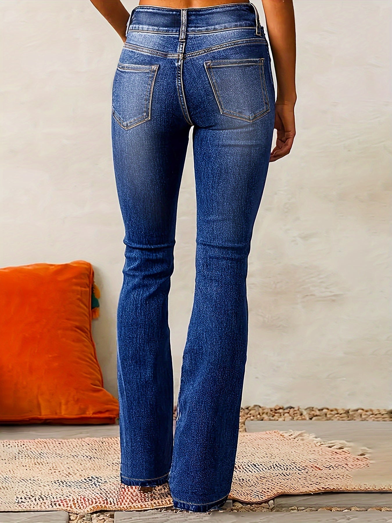 Aya | High-waisted flare jeans