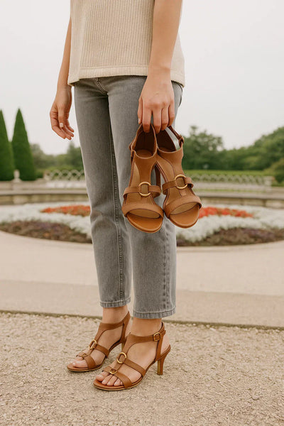 Claire | Elegance without compromising comfort