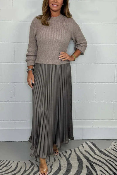 Brigid | Maxi dress with sweater and pleated skirt