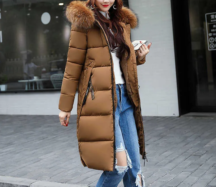 Feya - Long Coat with Fur Collar
