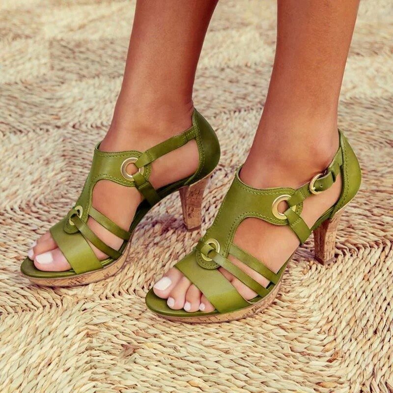 Claire | Elegance without compromising comfort
