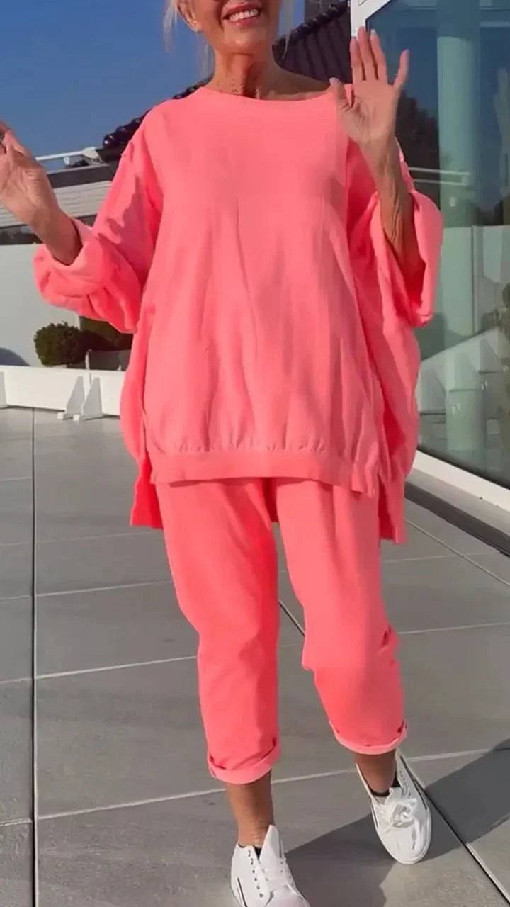 Frieda | Loungewear Set with Sweater Top and Cropped Pants